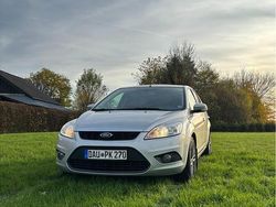 Silber Gebraucht 2009 Ford Focus Limousine | 3.800 € (Etwas zu teuer)