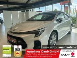 Platinium white pearl Neu 2024 Suzuki Swace Comfort+ Kombi | 32.990 €