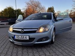 Blau Gebraucht 2006 Opel Astra Cabriolet Cosmo Cabrio | 1.850 € (Superpreis)