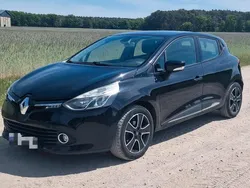 Schwarz Gebraucht 2016 Renault Clio IV Intens Kleinwagen | 8.800 € (Fairer Preis)