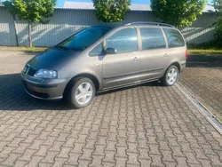 Gold Gebraucht 2007 Seat Alhambra Van / Kleinbus | 4.700 € (Etwas zu teuer)