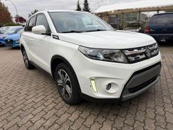 Weiß Gebraucht 2018 Suzuki Vitara Club SUV | 8.799 € (Superpreis)
