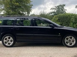 Schwarz Gebraucht 2004 Volvo V70 Kombi | 1.650 € (Guter Preis)