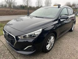 Schwarz Gebraucht 2019 Hyundai i30 YES! Kombi | 8.450 € (Guter Preis)