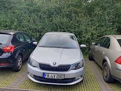 Silber Gebraucht 2016 Skoda Fabia Kleinwagen | 6.900 € (Fairer Preis)