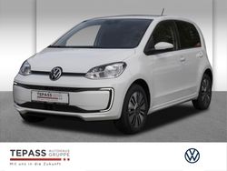 Weiss Gebraucht 2022 VW e-up! Edition Kleinwagen | 26.990 €