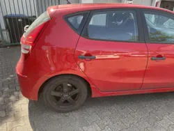 Shine red Gebraucht 2011 Hyundai i30 Edition Kleinwagen | 2.800 € (Guter Preis)