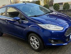 Blau Gebraucht 2015 Ford Fiesta Titanium Kleinwagen | 7.700 € (Fairer Preis)