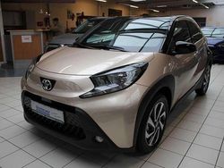 Ginger beige Neu 2024 Toyota Aygo Team Kleinwagen | 17.490 €