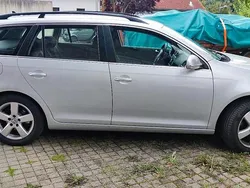 Silber Gebraucht 2012 VW Golf VI Kombi | 6.000 € (Guter Preis)
