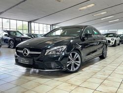 Kosmosschwarz Gebraucht 2019 Mercedes CLA180 Urban Limousine | 20.590 € (Guter Preis)