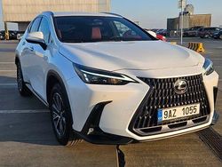 Weiß Gebraucht 2023 Lexus NX350h Business Edition SUV | 37.700 €