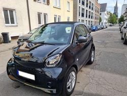 Schwarz Gebraucht 2023 Smart ForTwo Electric Drive Coupé | 14.999 € (Teuer)