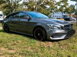 Grau Gebraucht 2018 Mercedes CLA200 Kombi | 15.600 €