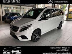 Weiß Gebraucht 2023 Mercedes V300 AMG Van / Kleinbus | 67.444 € (Etwas zu teuer)