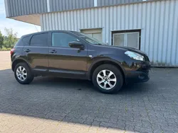 Schwarz Gebraucht 2011 Nissan Qashqai Acenta SUV | 4.250 € (Fairer Preis)