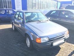 Blau Gebraucht 1988 Ford Orion Limousine | 1.199 €