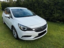 Weiß Gebraucht 2016 Opel Astra Edition Limousine | 12.500 € (Teuer)