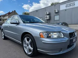 Silber Gebraucht 2009 Volvo S60 Kinetic Limousine | 7.600 € (Teuer)