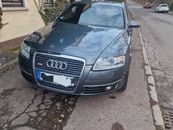 Grau Gebraucht 2006 Audi A6 Ambiente Kombi | 10.700 €