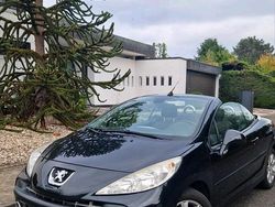 Schwarz Gebraucht 2008 Peugeot 207 CC Cabrio | 3.950 € (Etwas zu teuer)