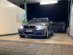 Grau Gebraucht 2011 BMW 320 Kombi | 11.000 €