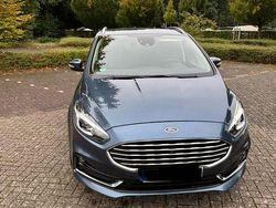 Blau Gebraucht 2021 Ford S-MAX S Van / Kleinbus | 20.999 € (Fairer Preis)