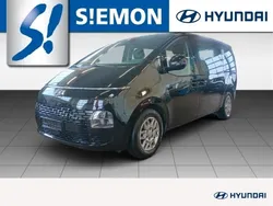 Schwarz Gebraucht 2024 Hyundai Staria Trend Van | 38.930 € (Guter Preis)