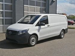 Weiss Gebraucht 2018 Mercedes Vito Van | 22.500 € (Fairer Preis)