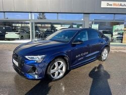Blau Gebraucht 2022 Audi e-tron Sportback Ambiente SUV | 41.990 € (Superpreis)