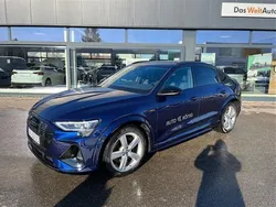 Blau Gebraucht 2022 Audi e-tron Sportback Ambiente SUV | 48.490 € (Superpreis)