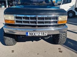 Grün Gebraucht 1993 Dodge Dakota SUV | 15.000 €