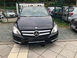 Schwarz Gebraucht 2012 Mercedes B200 Van / Kleinbus | 5.999 € (Etwas zu teuer)