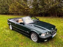 Grün Gebraucht 1999 BMW 318 Cabriolet Cabrio | 5.800 € (Fairer Preis)