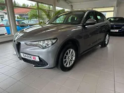 Grigio magnesio Gebraucht 2020 Alfa Romeo Stelvio SUV | 21.000 € (Guter Preis)