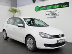 Weiß Gebraucht 2010 VW Golf VI Comfortline Limousine | 4.220 € (Guter Preis)
