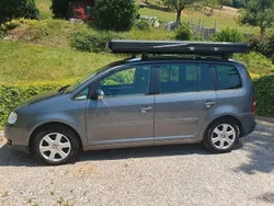 Grau Gebraucht 2005 VW Touran Highline Van / Kleinbus | 2.500 € (Fairer Preis)