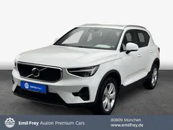 Weiß Gebraucht 2024 Volvo XC40 Core SUV | 33.890 € (Guter Preis)