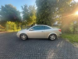 Gold Gebraucht 2008 Renault Mégane Cabriolet Cabrio | 2.300 € (Teuer)