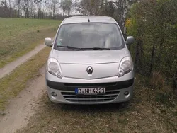 Silber Gebraucht 2011 Renault Kangoo Van / Kleinbus | 6.000 € (Etwas zu teuer)