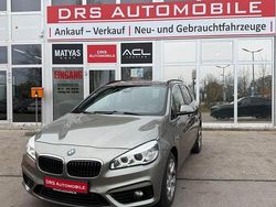 Silber Gebraucht 2015 BMW 220 Sport Line Van / Kleinbus | 9.900 € (Fairer Preis)