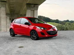 Rot Gebraucht 2014 Mazda 2 Kleinwagen | 4.500 € (Superpreis)