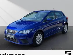 Blau Gebraucht 2018 Seat Ibiza Style Limousine | 12.890 € (Fairer Preis)