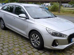 Silber Gebraucht 2018 Hyundai i30 Kombi | 8.599 € (Fairer Preis)