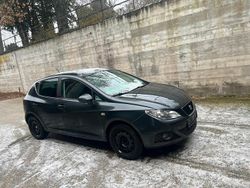 Grau Gebraucht 2010 Seat Ibiza Limousine | 2.750 € (Fairer Preis)