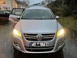 Grau Gebraucht 2010 VW Tiguan Team SUV | 6.300 € (Fairer Preis)