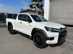 Weiß Neu 2025 Toyota HiLux Abholung | 50.999 € (Superpreis)