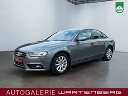 Grau Gebraucht 2015 Audi A4 Attraction Limousine | 12.480 € (Fairer Preis)