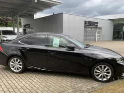 Schwarz Gebraucht 2015 Lexus IS300h Limousine | 18.980 € (Fairer Preis)