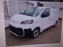 Weiß Gebraucht 2024 Toyota Proace Van / Kleinbus | 27.890 € (Guter Preis)